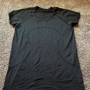 LuluLemon Swifty Tech T Shirt - Black - Size 12